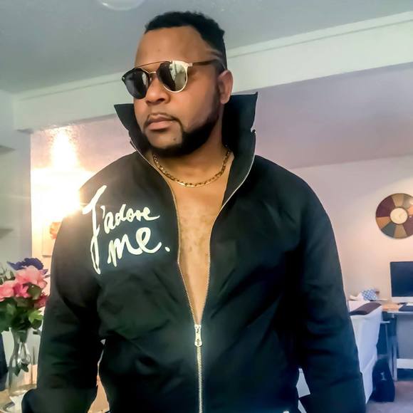 Meet your Posher, Raph - Picture 1 of 1